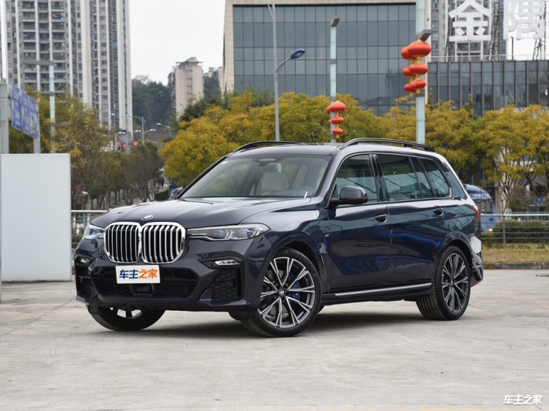 宝马X7