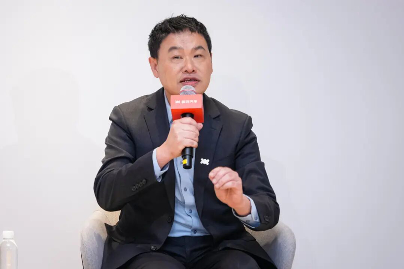 智己LS8：30万级8系，你说还有谁？